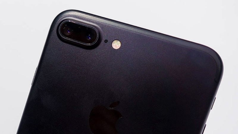 Illustration for article titled El secreto del iPhone 7, la verdad sobre Disney, un truco en WhatsApp. Lo mejor de la semana